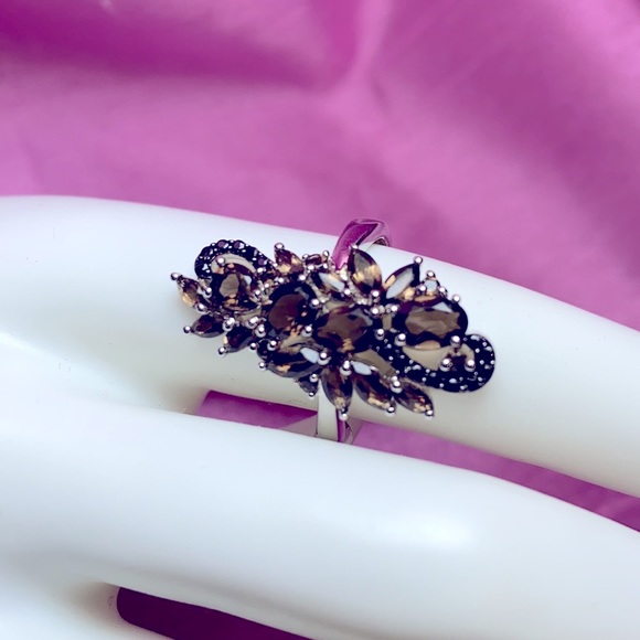 Brazilian Smoky Quartz with Black Spinel - Picture 4 of 16